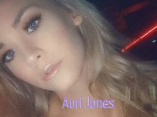 Auri_Jones