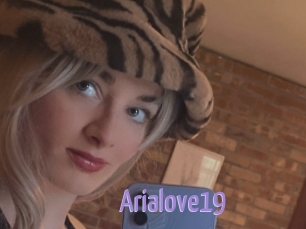 Arialove19