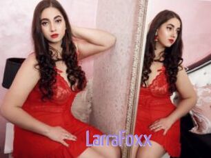 LarraFoxx