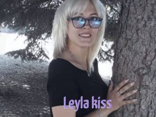 Leyla_kiss