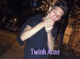 Twink_Aron